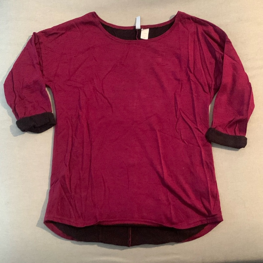 3/4 sleeve shirt